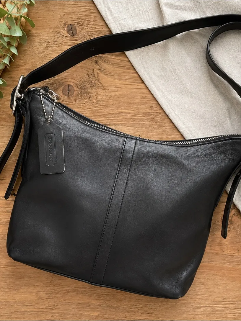 Vintage Coach Legacy Slim Duffle 9326 Black Leather Shoulder Bag