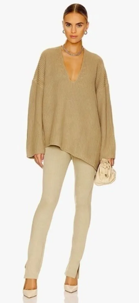 Revolve WEWOREWHAT Solid V Neck Sweater Solid Tan Oat Oversized Knitwear M/L