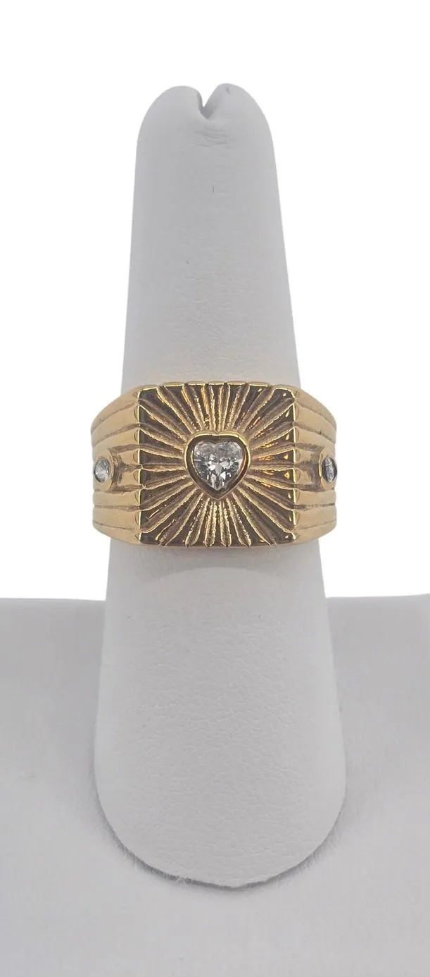 Signet Ring Womens 7.25 Sunburst Heart CZ Gold Tone Textured EUC