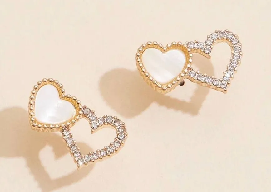 Linked Hearts Shell Stud Earrings Gold