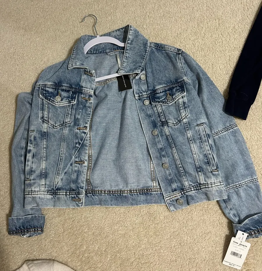 Free People/South Moon Under Light Wash Denim Jacket