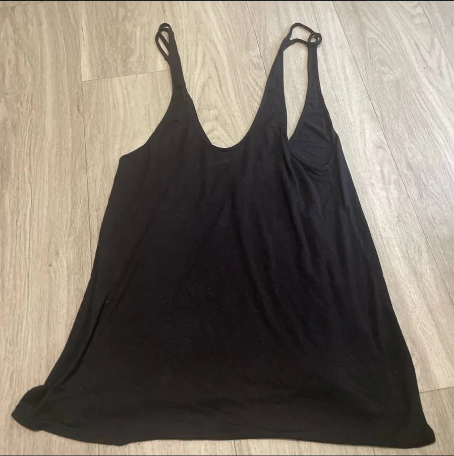 Dreamgirl Black Double-Strap Scoop Neck Camisole Slip