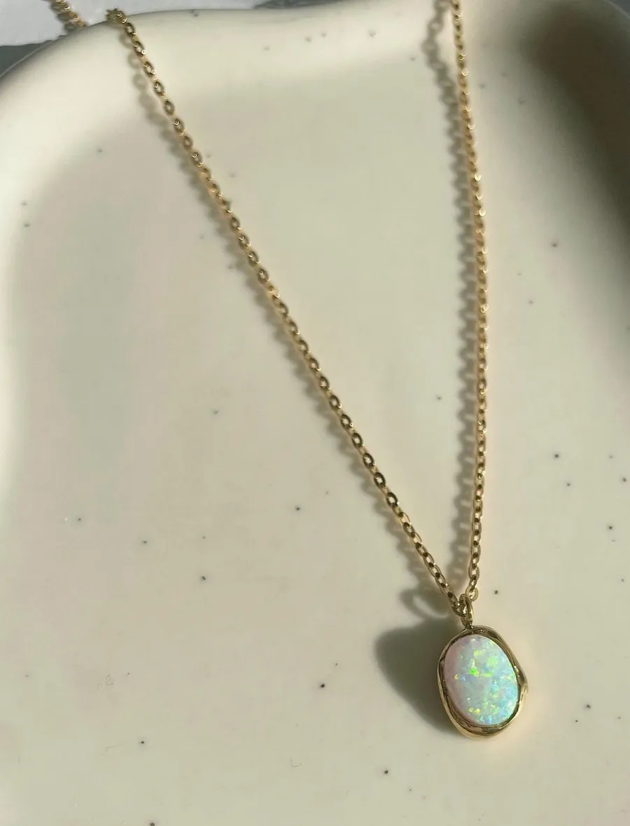 Oval Opal Necklace – Gold Plated Stainless Steel Chain