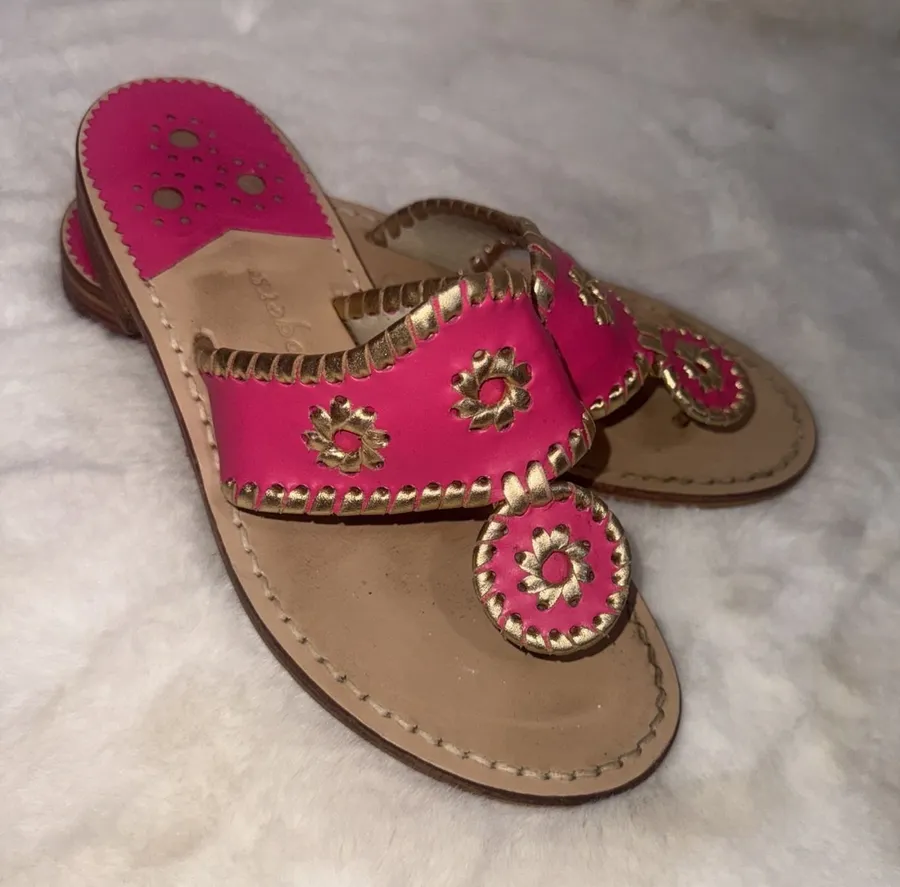 Jack Rogers Pink Gold Leather Preppy Medallion Old Money Sandals Womens Size 5m