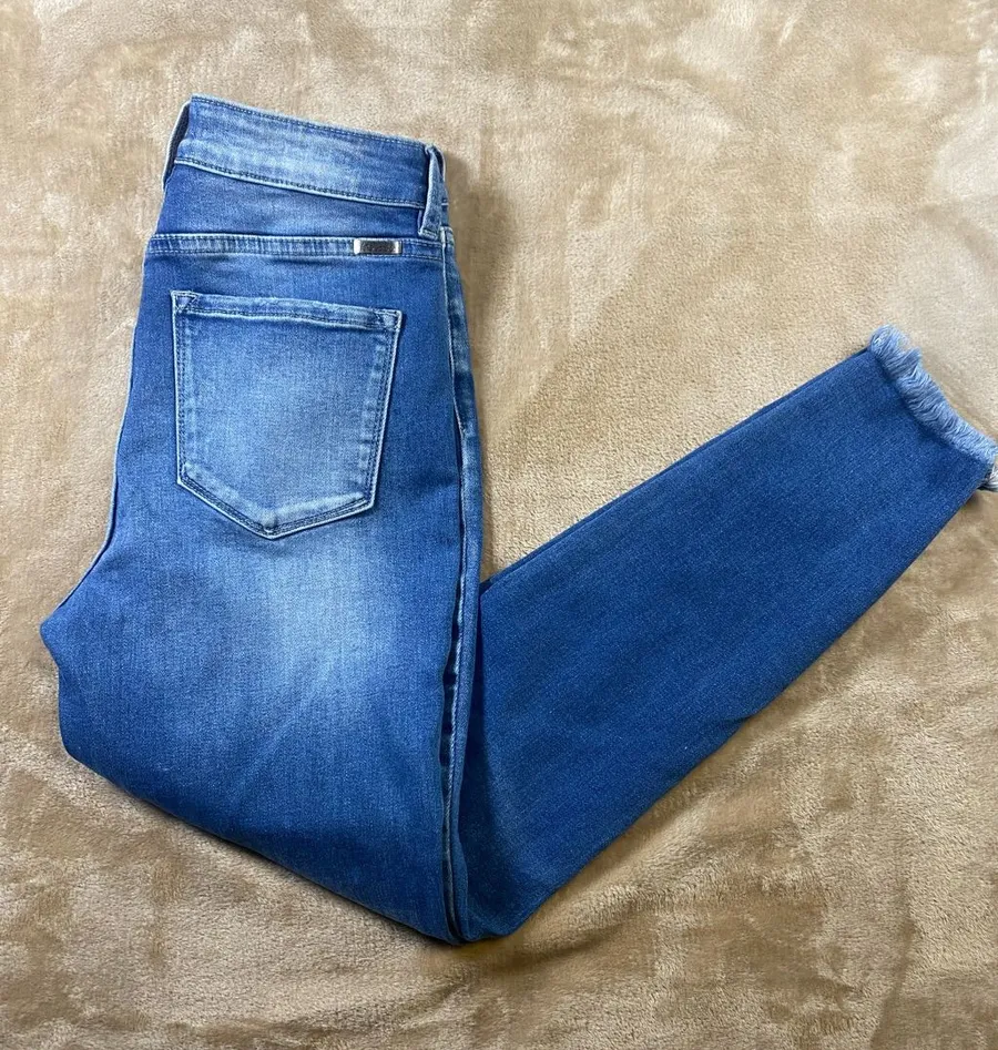 KanCan Blue Skinny Jeans with Frayed Hem Size undefined