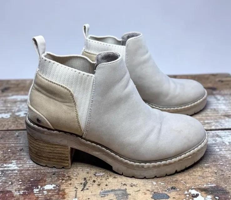 Buckle Cream Leather Chelsea Ankle Boots