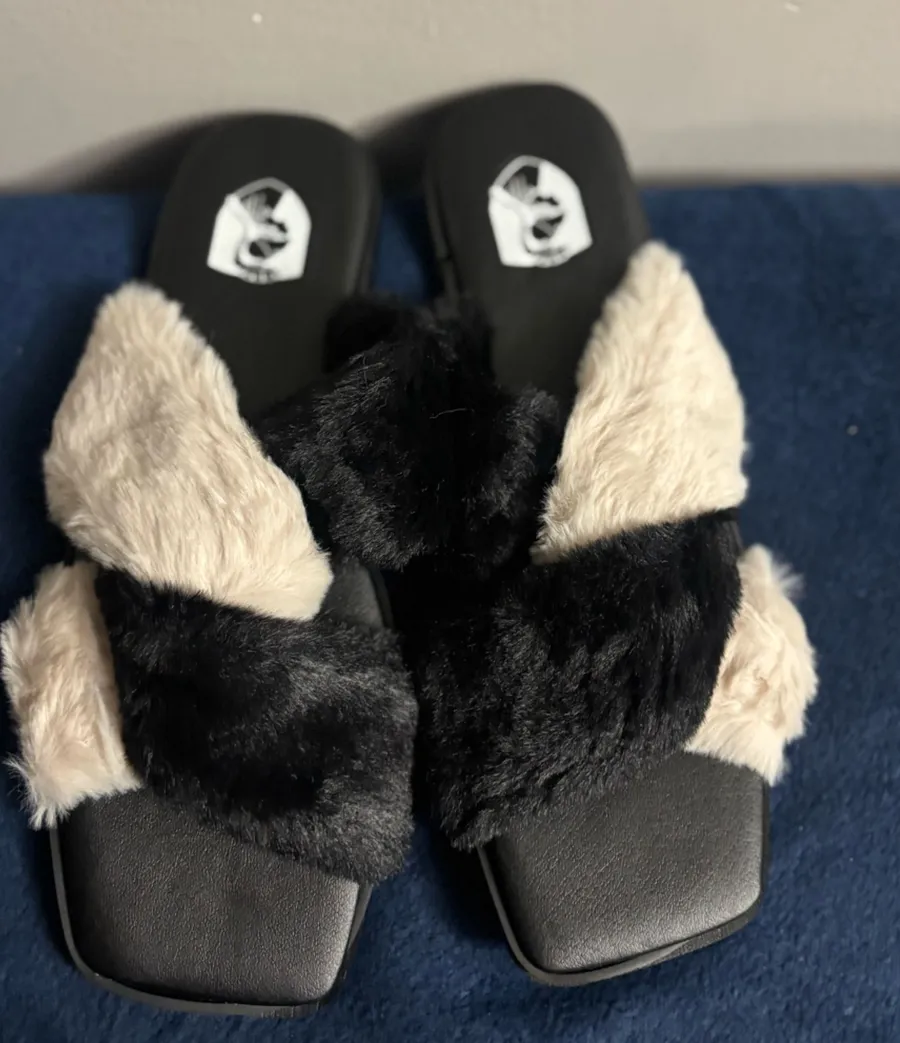 VHNY Criss Cross Fuzzy Flurry Cozy House Slides Slippers for Indoor Outdoor Black Size 9
