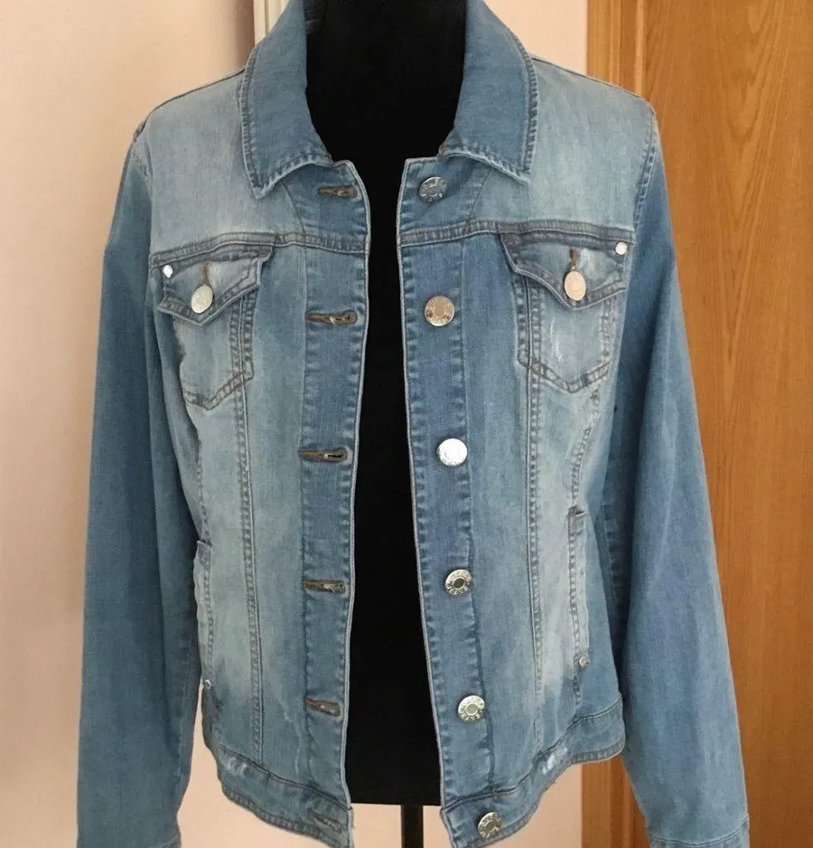 Guess jean jacket NEW