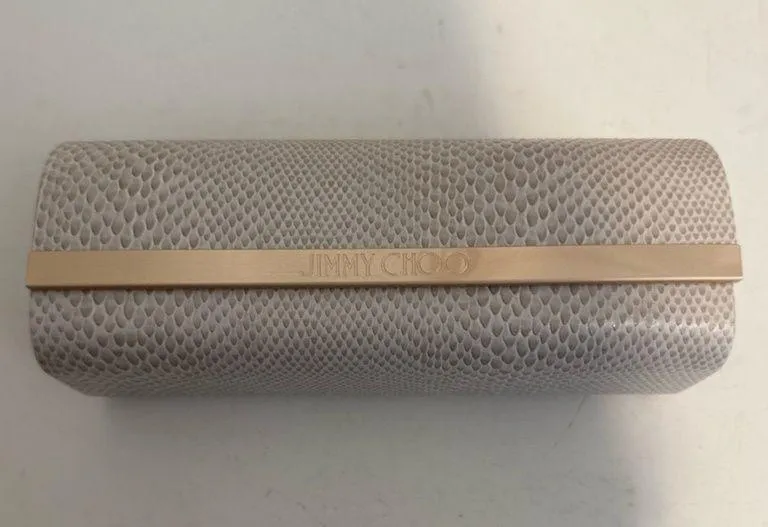 Jimmy Choo Hard Eyeglasses / Sunglassed Case
Hardcase Cream Snakeskin