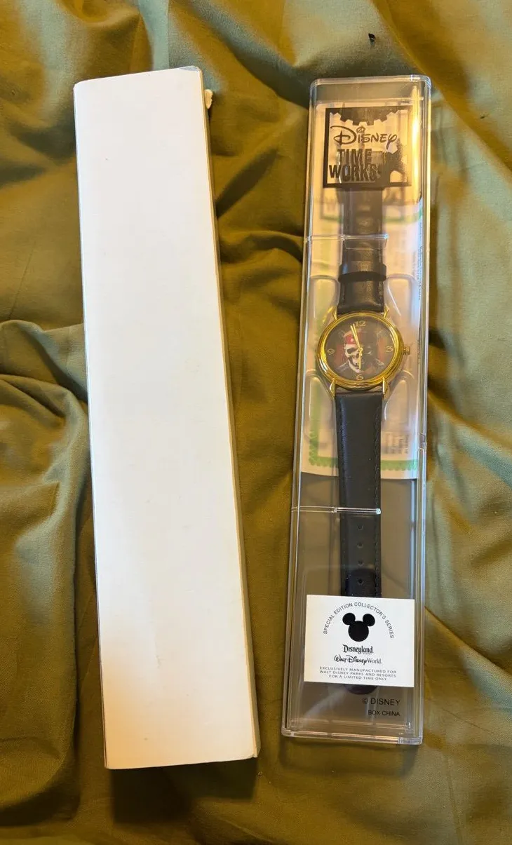 Disney Black and Gold pirates of the Caribbean Wristwatch in Display Case