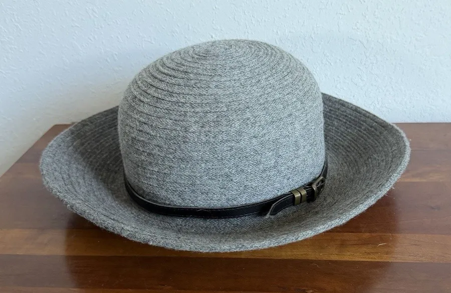 Nordstrom Gray Wool Blend Felt Hat Wide Brim Black Leather Buckle Band Women O/S
