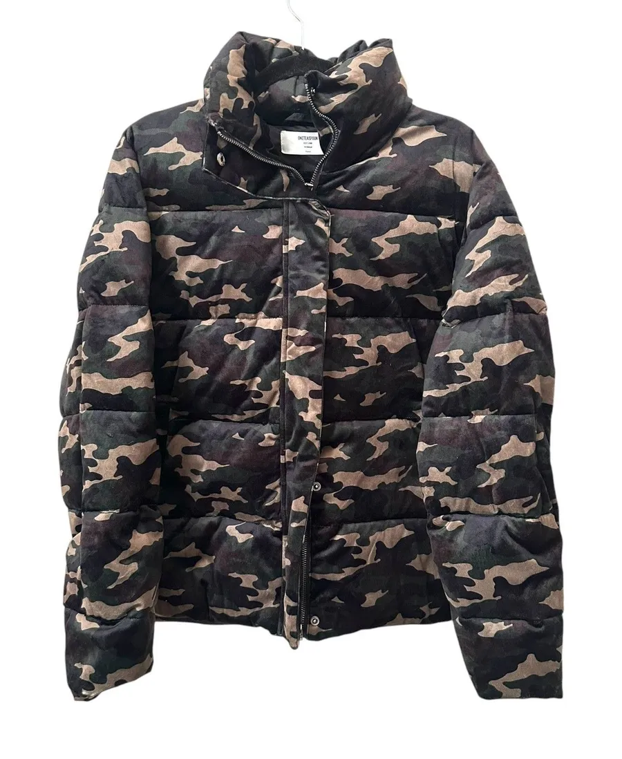 ONE TEASPOON Camo Puffer Jacket Green NWOT Small