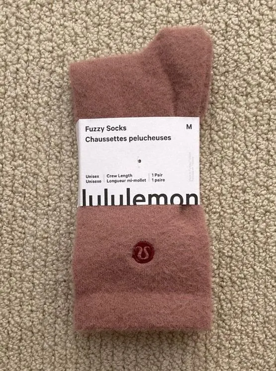 NEW Lululemon Unisex Fuzzy Crew Socks Soft Pink REDC Red Clay Size Medium NWT