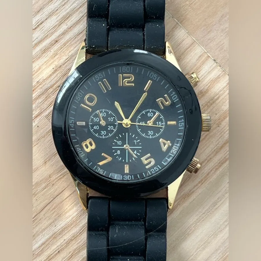 Fashion Watch Darice Brand Black