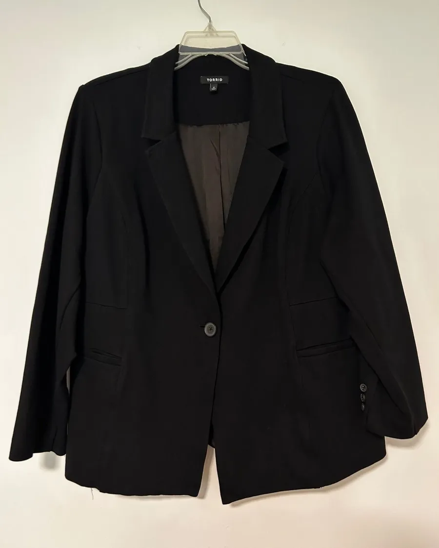 Torrid Womens Black Single Button Stretch Blazer Jacket Plus Size 4 4X 12511335