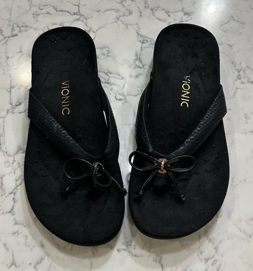 Vionic Black Casie Snake Skin Style Strap Flip Flop Thong Sandals Shoes 9 Wide