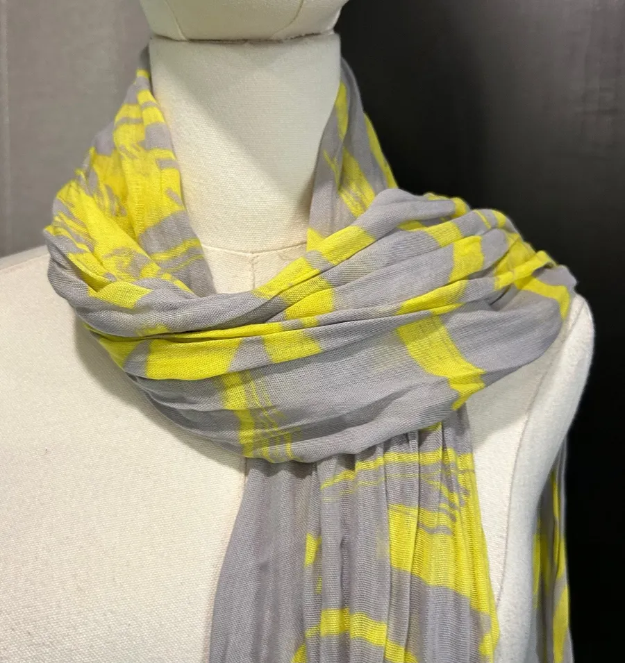 Banana Republic Scarf Gray Neon Yellow Sheer Tropical Casual Cottage Y2K Boho