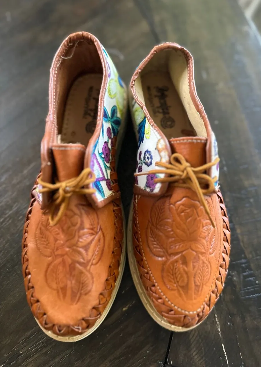 Artcalza Mexican Huarache Platform Oxfords Tan Leather Floral Embroidered Size 7