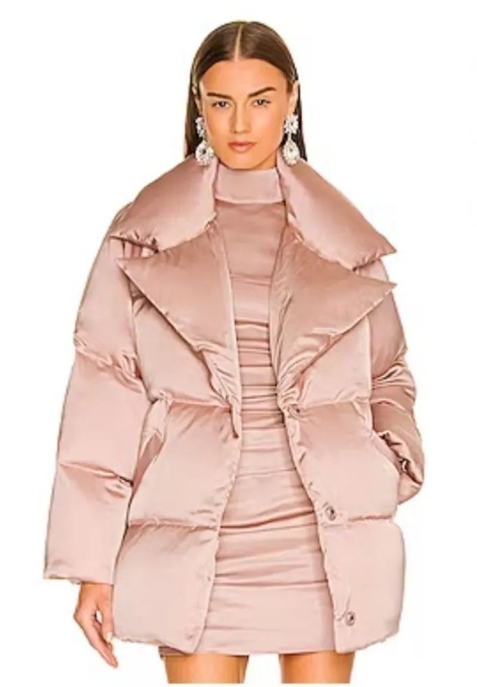 NWT DUNDAS x Revolve Audrey Down Puffer Jacket in Blush Size Extra Small Pink