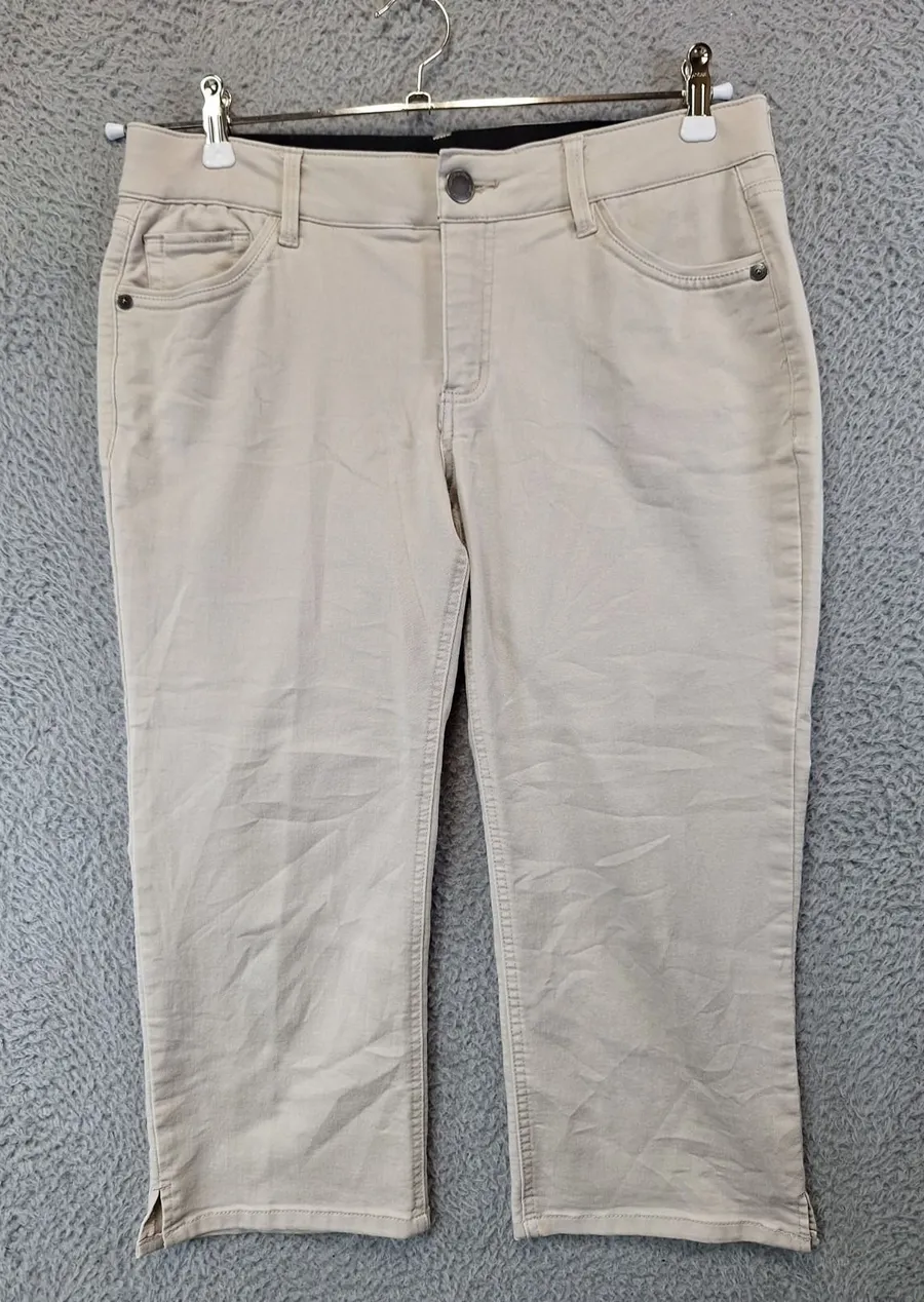 Liz Claiborne Sara Crop Pants Women's 8 (Fits 32x20) Beige Slit Comfort Mid Rise