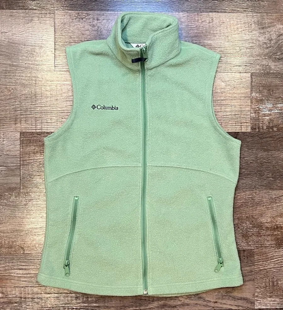 Columbia Women’s Pale Green Fleece Full Zip Vest