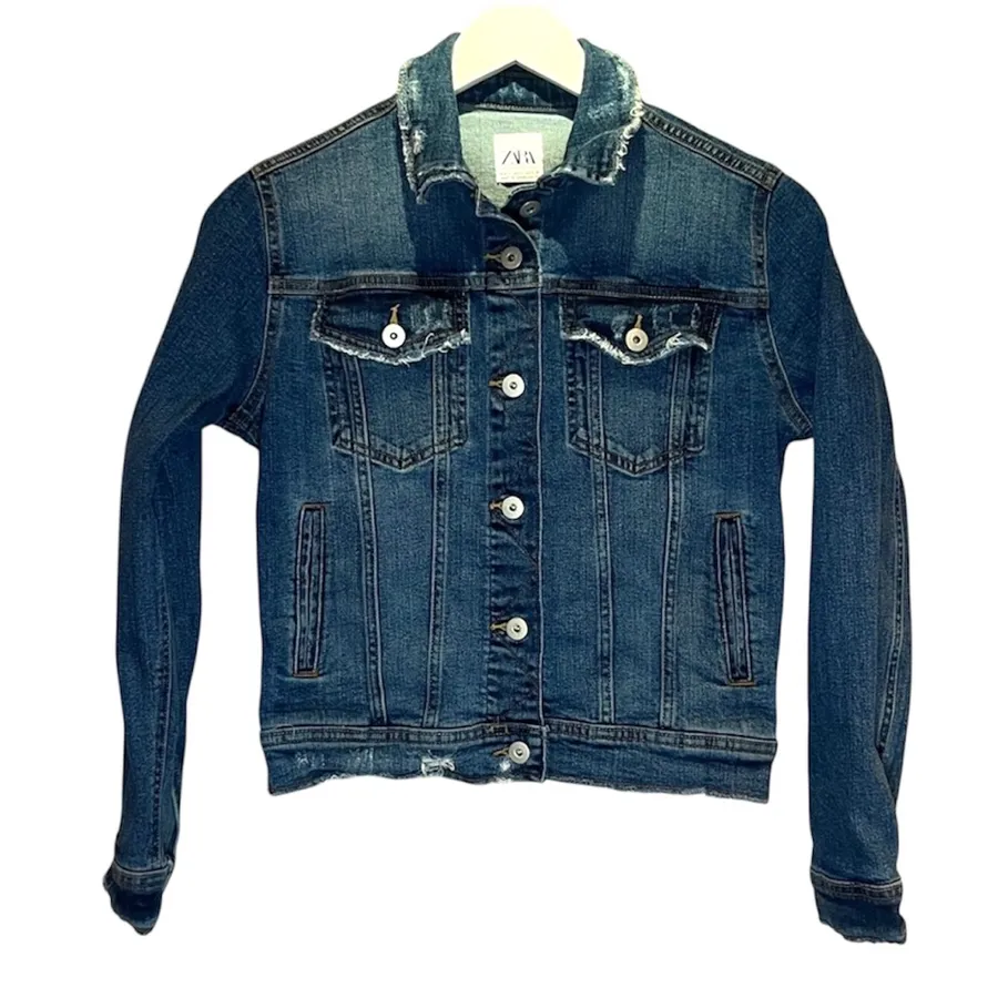Zara Women’s Distressed Denim Jacket Jean Jacket Coat Size Small
