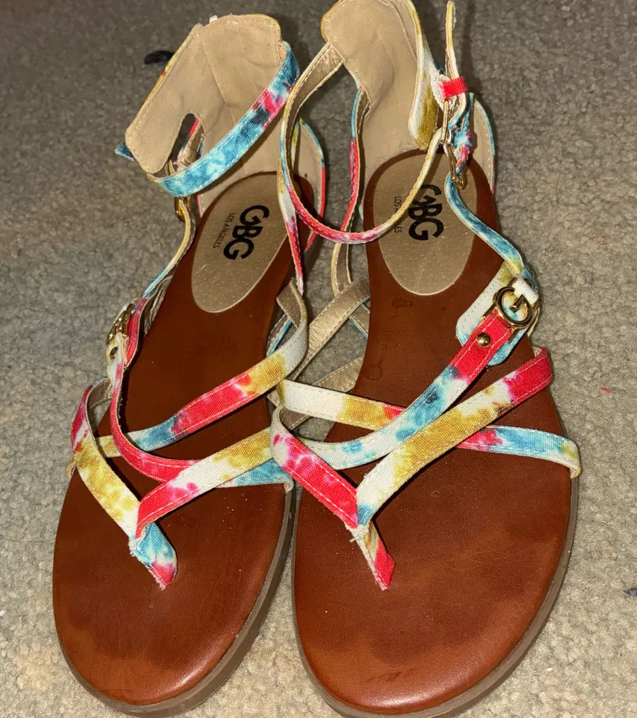 GBG Los Angeles Sandals Womens Size 8.5 Strappy Multicolor Tie Dye Zip Textile Multiple