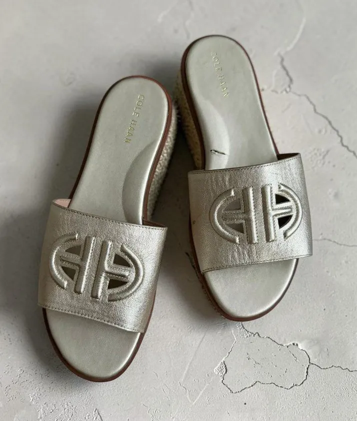 COLE HAAN Gold Leather Slide Sandals Size 10