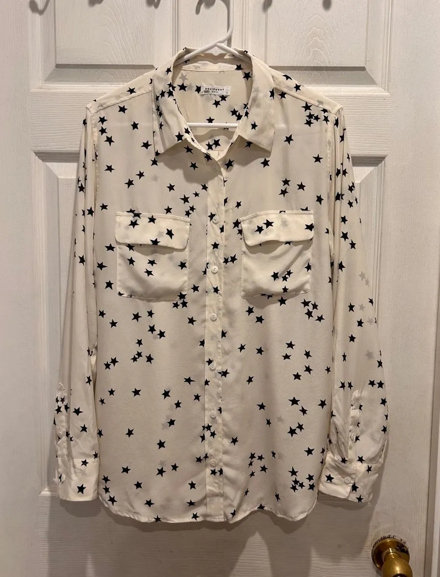 Equipment Femme Silk Star Print Slim Signature Blouse Cream Black Large Luxury