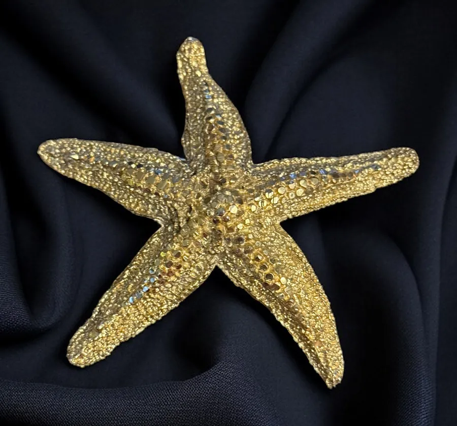Vintage large gold tone starfish brooch