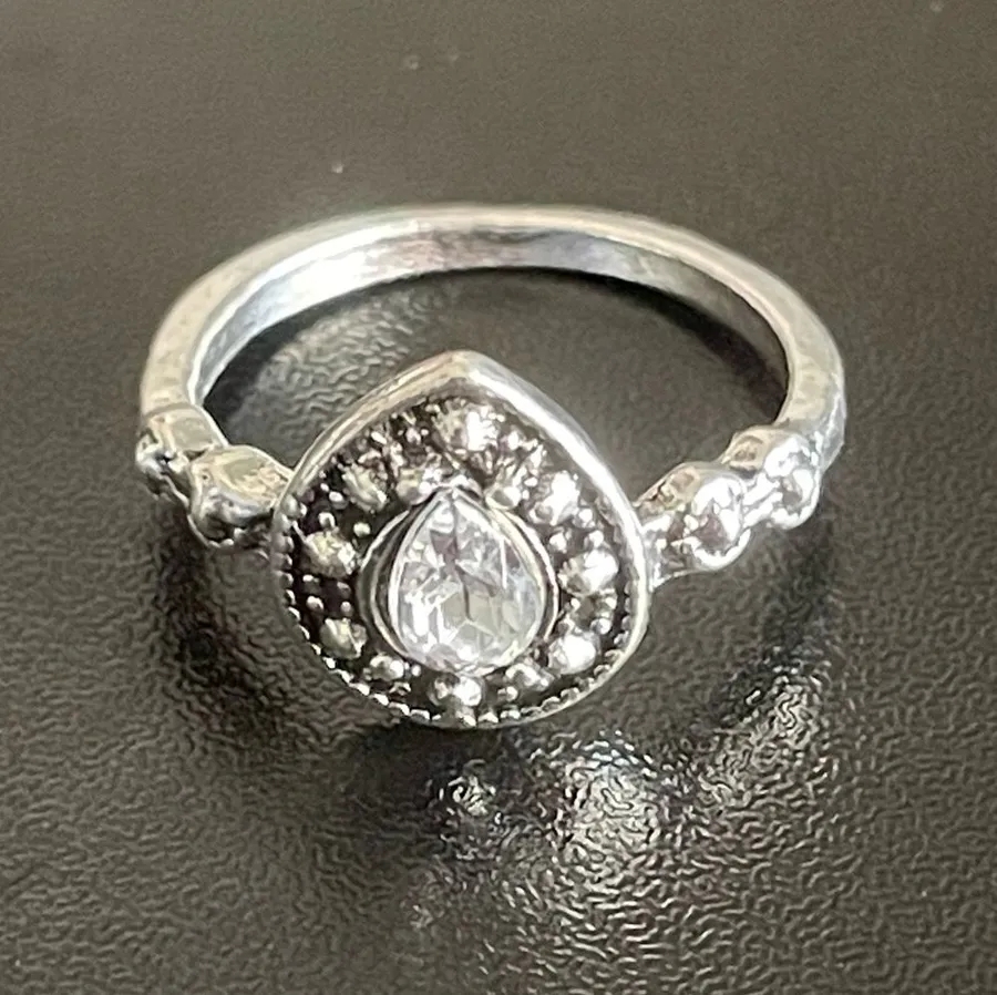 Water drop crystal ring size 7