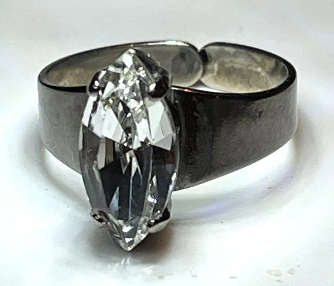 Vintage Y2K Marquise Cut Clear Crystal Wide Band Cocktail Ring Adjustable Gray