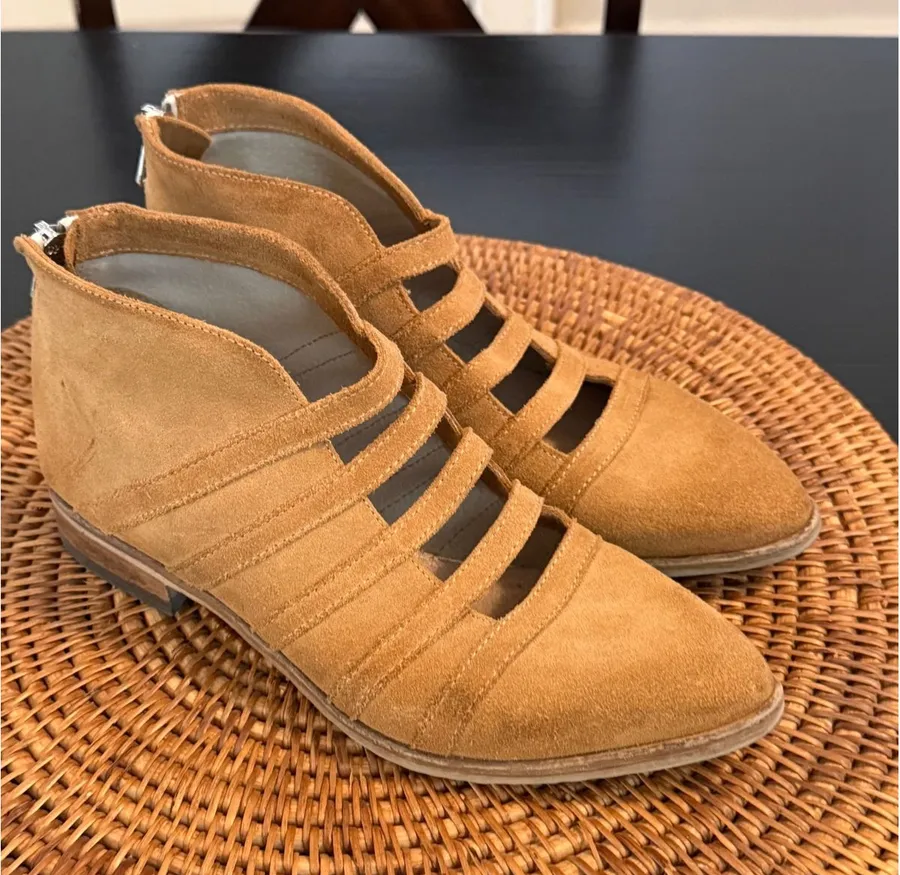 Free People Tan Suede Caged Ankle Boots Pointed Toe Strappy Booties Size 38