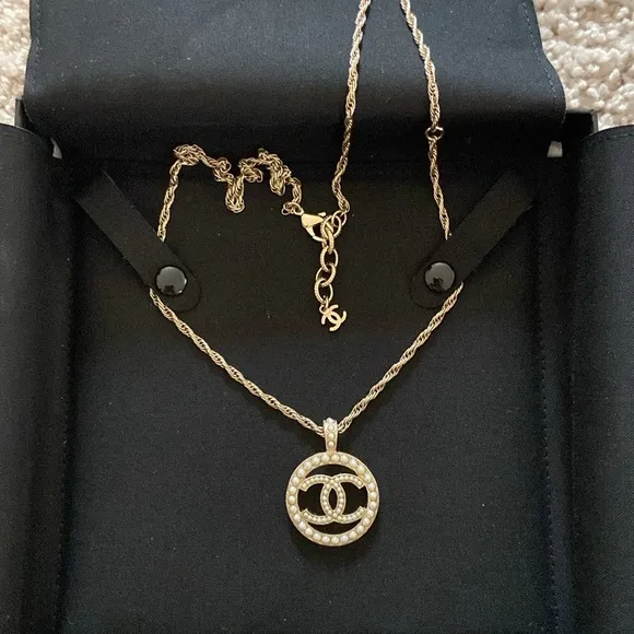 Authentic necklace