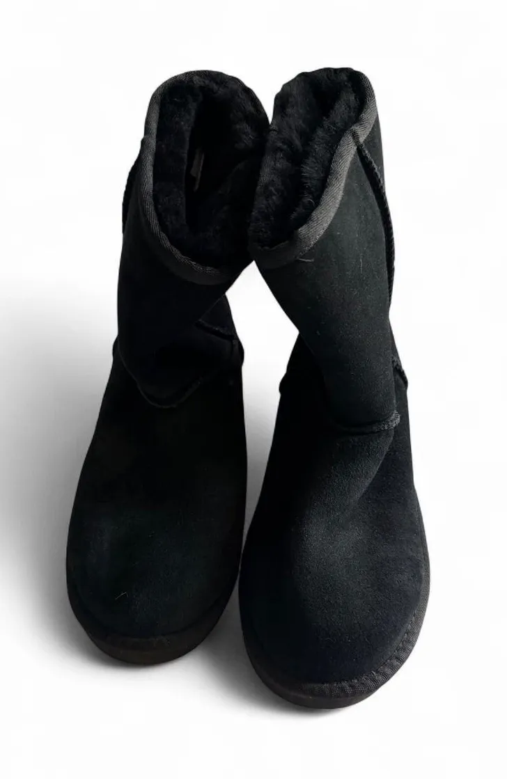 Koolaburra by UGG Black Suede Short Ankle Boots Size 8