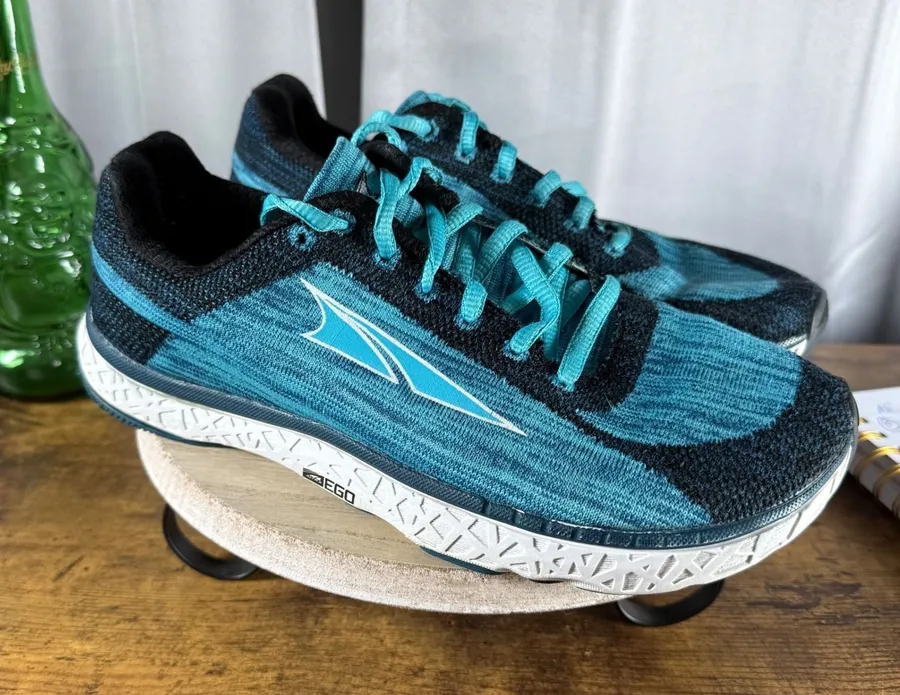 Altra Escalante Running Shoes Zero Drop Womens 8 Blue Black Sneakers *NO INSOLES