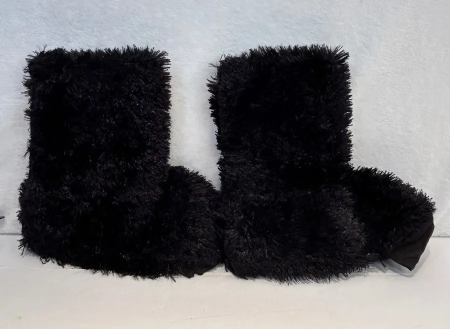 Black Shaggy Faux Fur Boot Covers Rave Festival Monster Leg Warmers Tinsel m/l