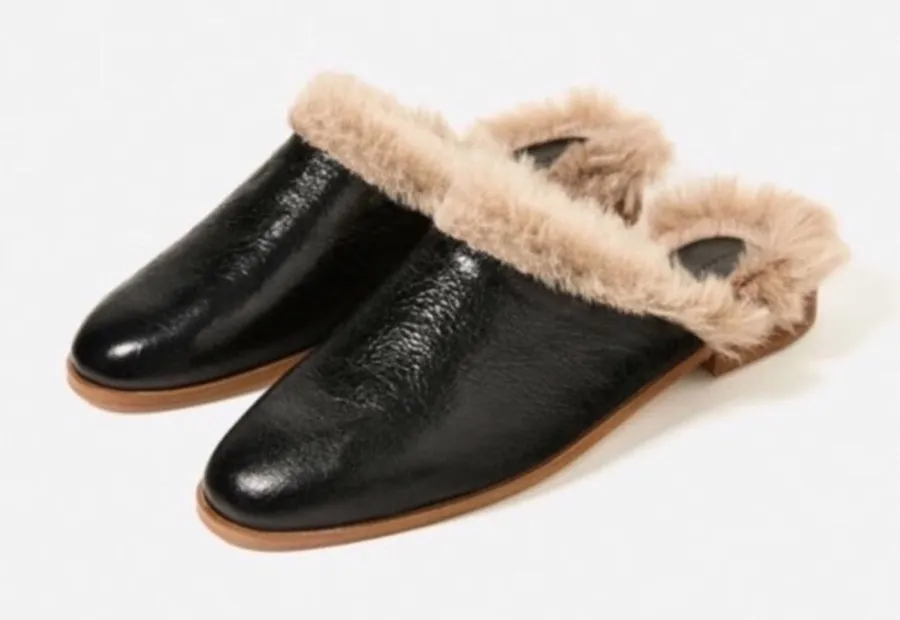 Zara Black Leather Slide Slippers Faux Fur Lining 6.5