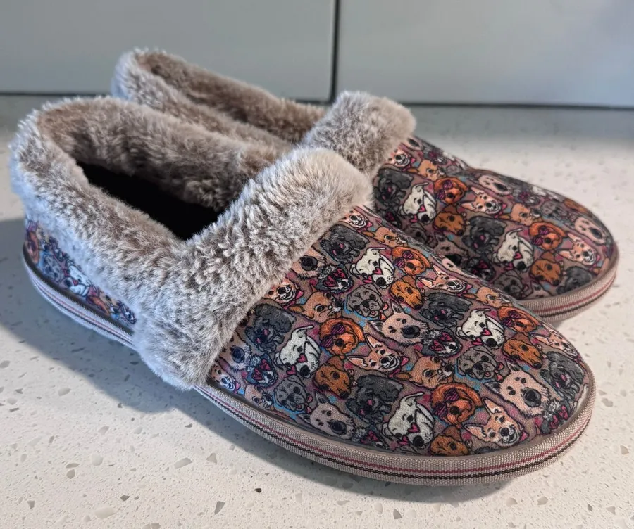Skechers BOBS for Dogs Women 10 Too Cozy Family Dog Print Faux Fur Slippers Tan