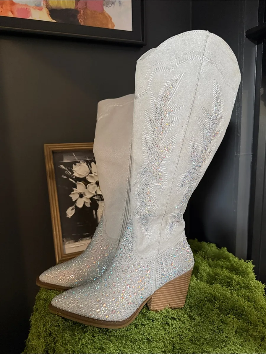 Women's Crystal Embellished White Cowboy Boots Size 8.5