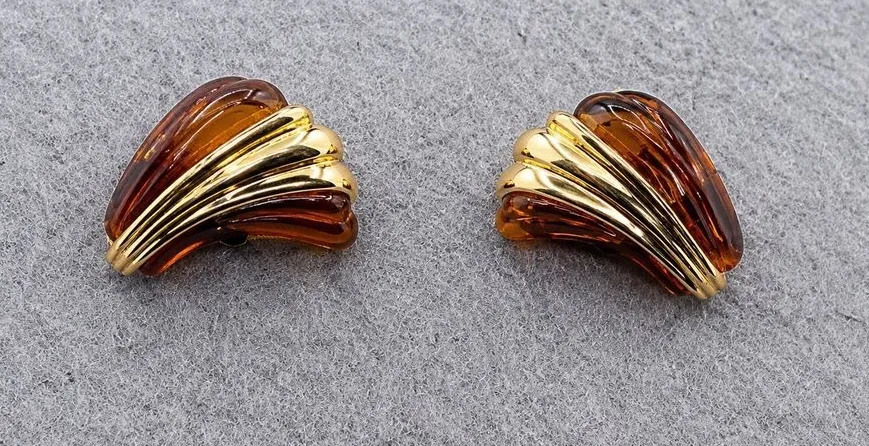 Avon Amber Brown Gold Tone Fan Clip On Earrings