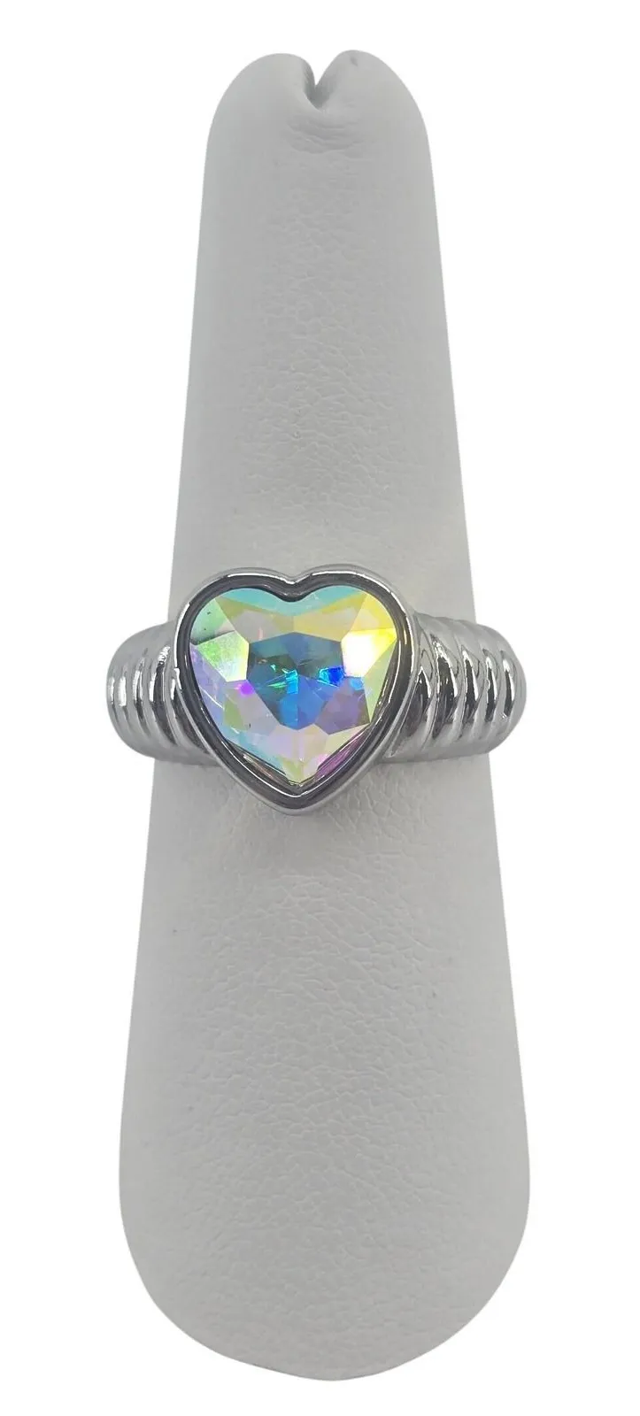 Ring Womens 7.25 Heart Crystal Iridescent Silver Tone Ribbed Band EUC