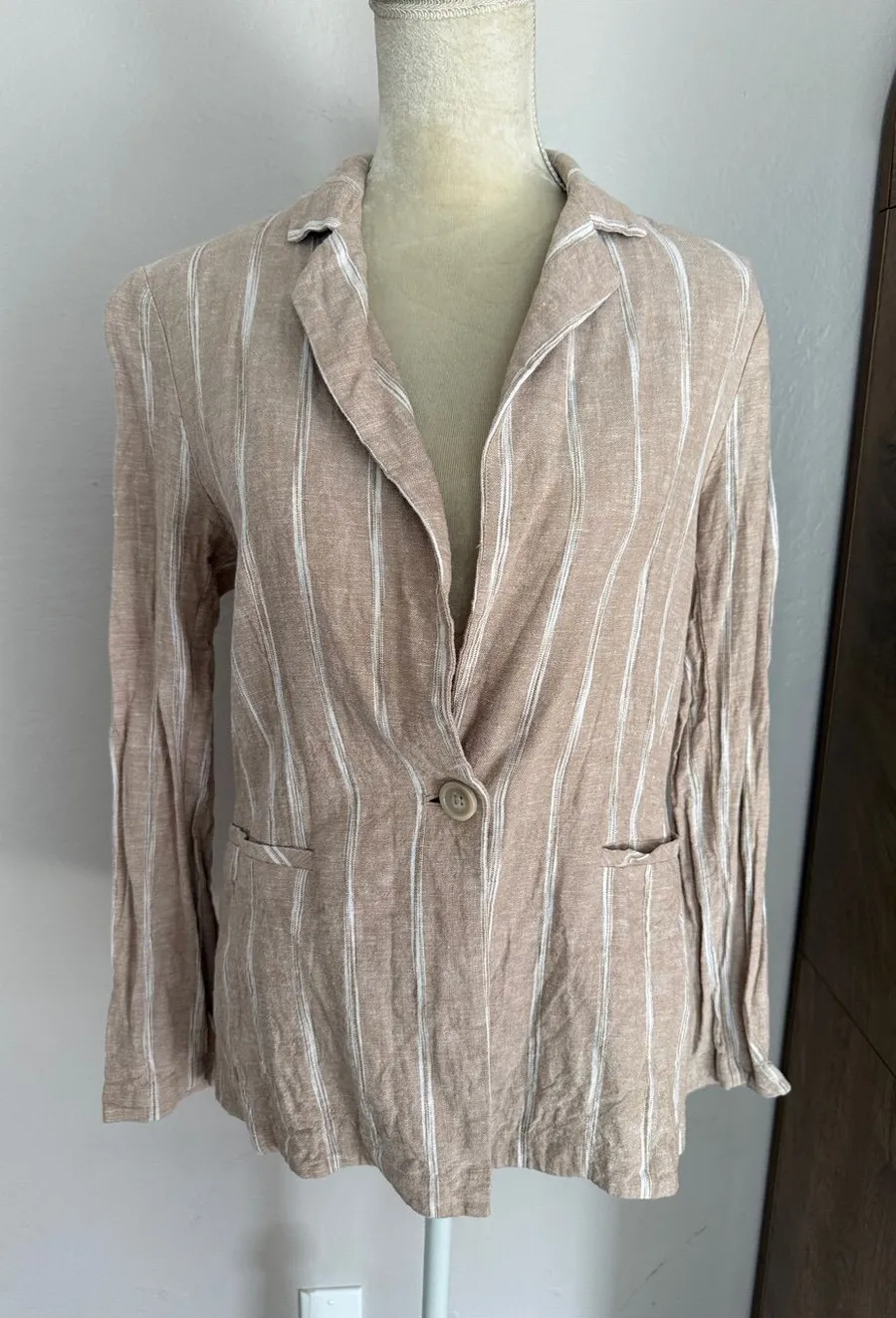 DREW Beige Linen/Viscose blend Striped Single-Button Blazer