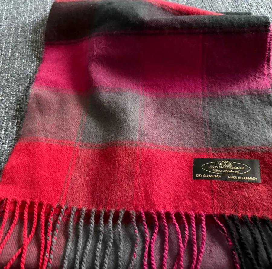 Luxurious 100% cashmere plaid scarf Red