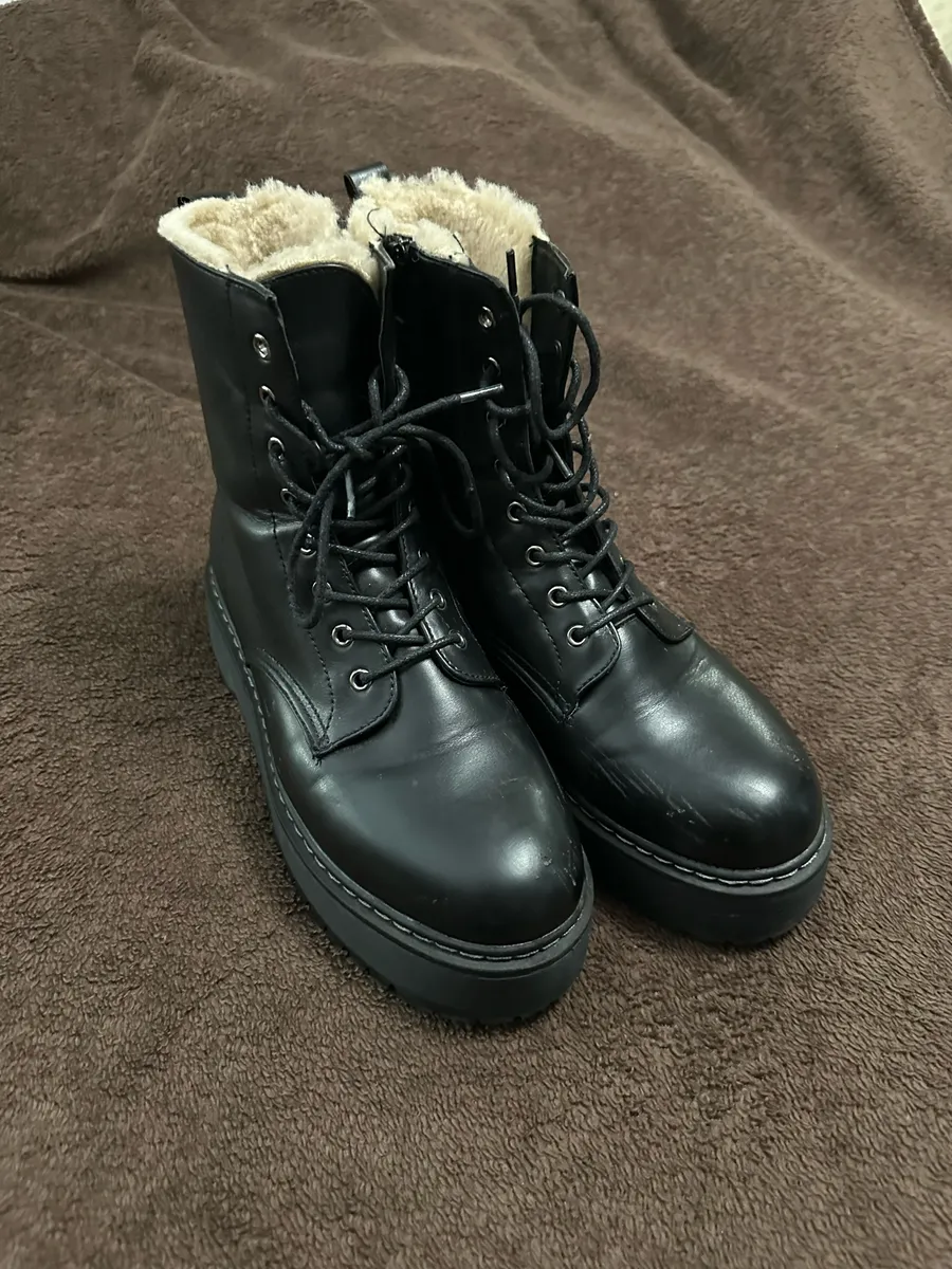 Steve Madden Boots
