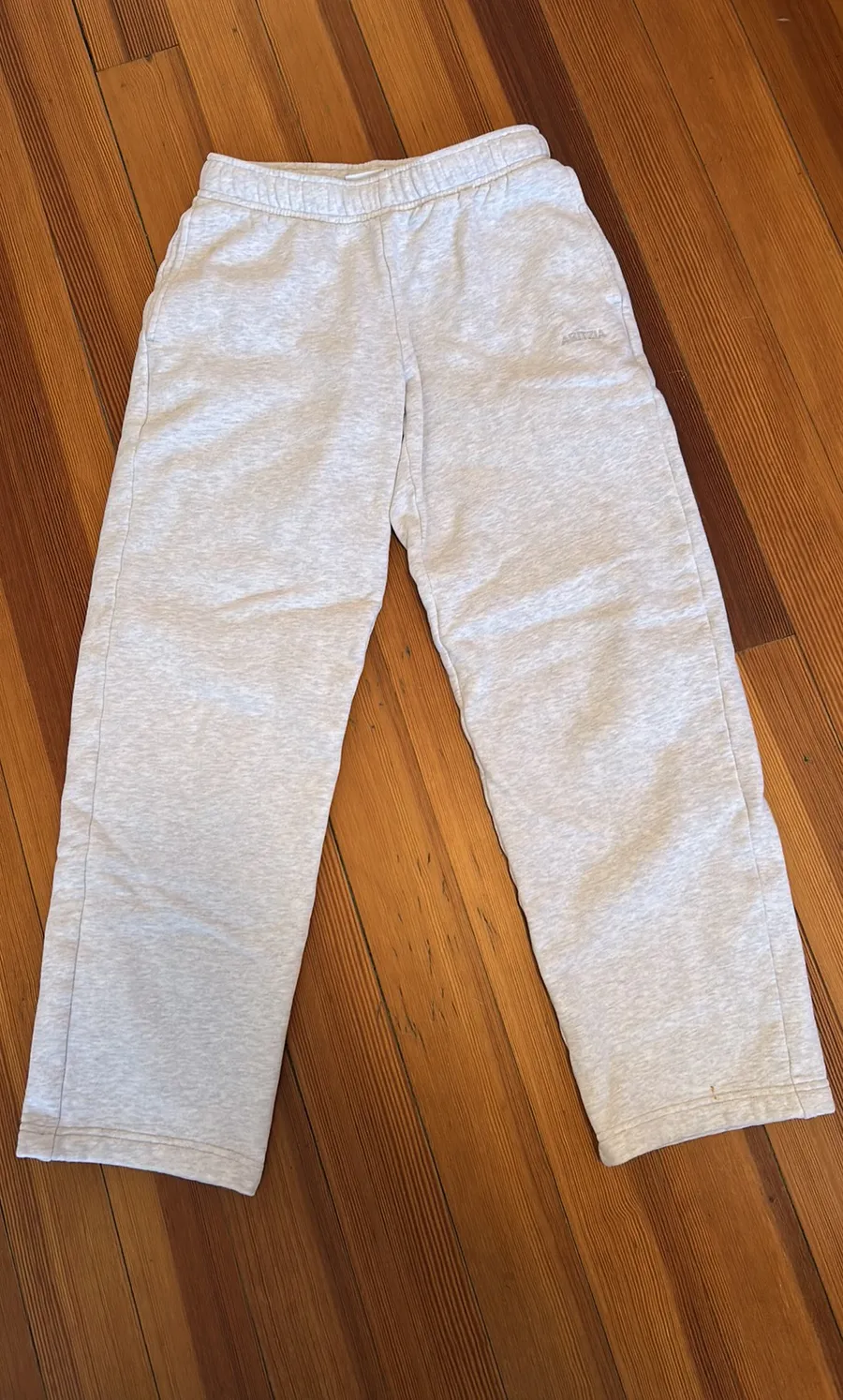 Aritzia Light Grey Sweatpants