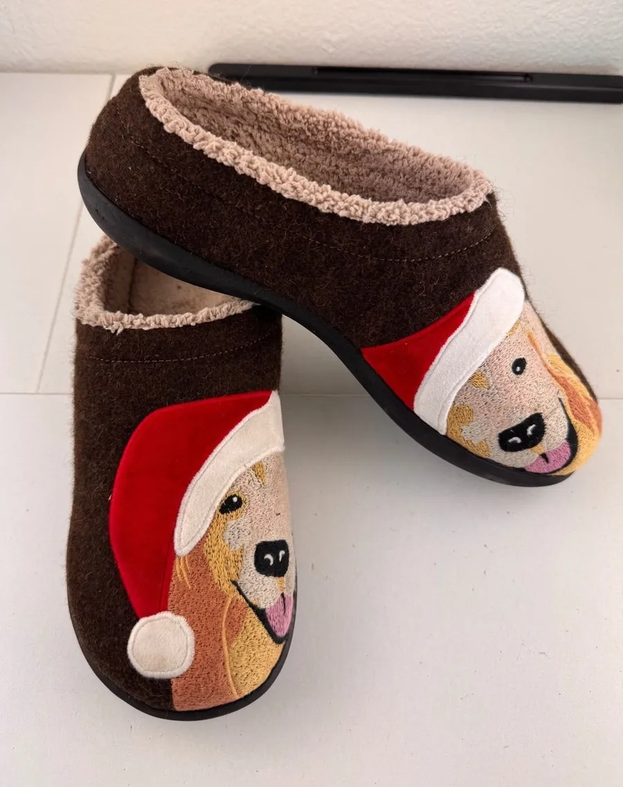 L.L. Bean Womens Daybreak Dog Santa Appliqué Wool Slippers Red Felt Lined Sz 10 Brown