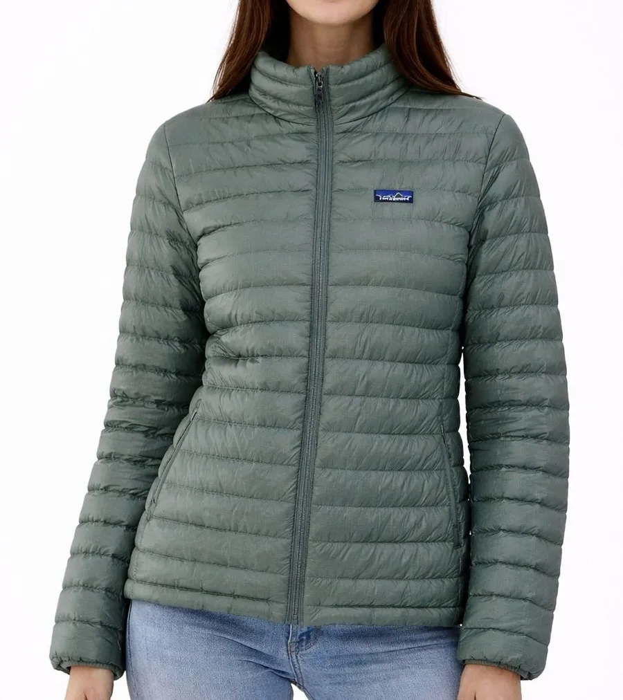 Patagonia Women's Down Jacket Puffer in green size S