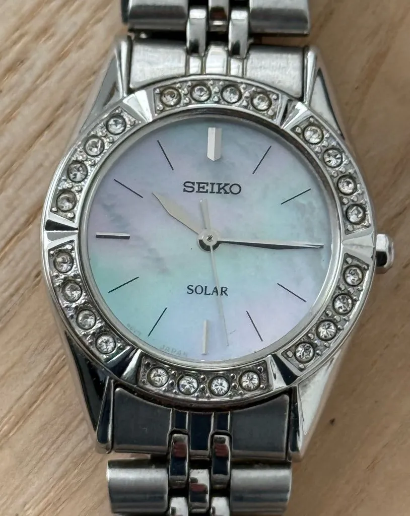 Seiko Solar Swarovski Crystals Ladies Watch Pearl Dial Stainless Bracelet Case