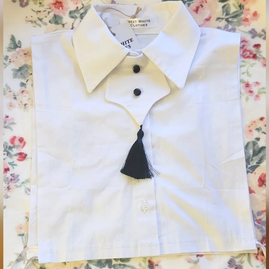 NWTS New White Clothes tassel removable collar shirt.